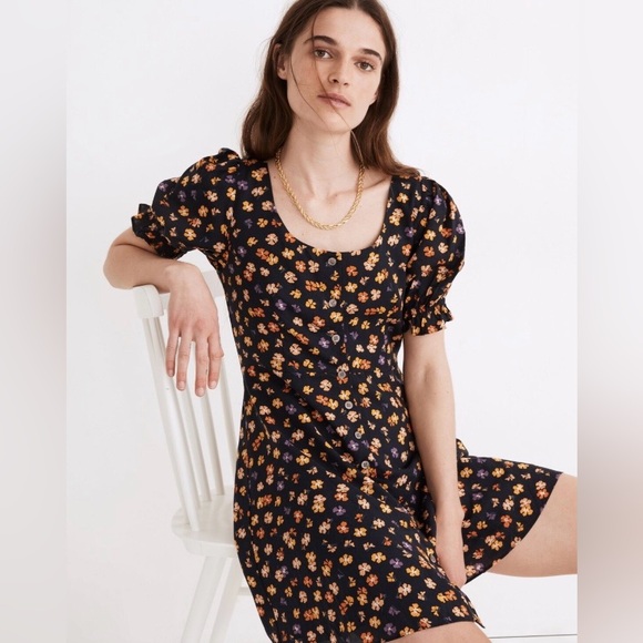 Madewell Dresses & Skirts - Madewell Smock-Sleeve Button Front Mini Dress